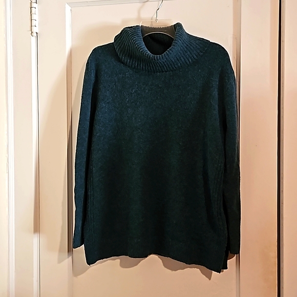 SO Sweaters - SO dark green cowl neck sweater size medium